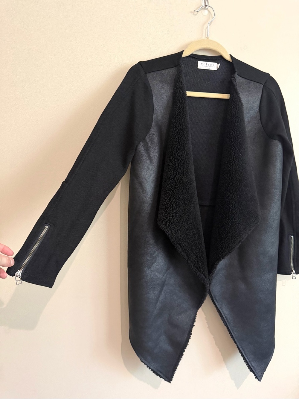 Velvet by Graham & Spencer Black Drape Faux Shearling Knit Open Front Jacket M - Picture 4 of 12